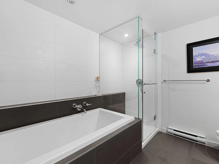 312-1679 Lloyd Avenue, North Vancouver, BC, V7P 0A9 - 23