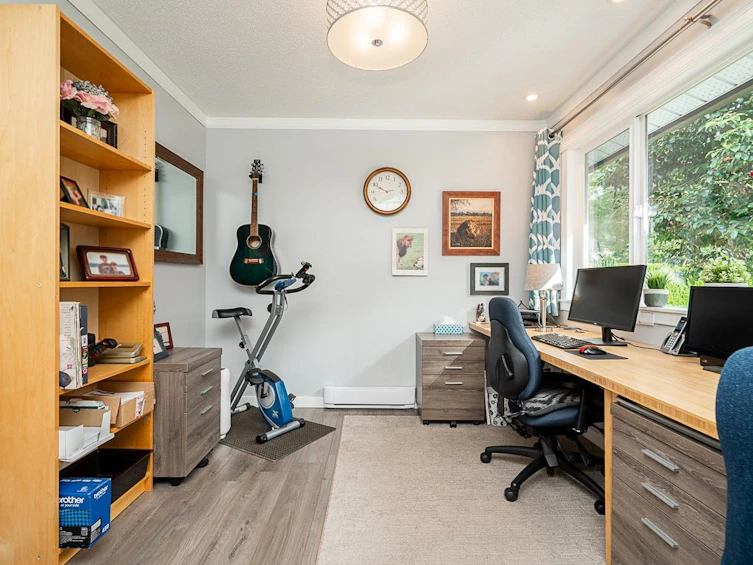 1674 Connaught Drive, Port Coquitlam, BC, V3C 4G8 - 21