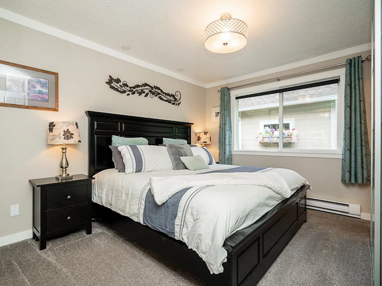1674 Connaught Drive, Port Coquitlam, BC, V3C 4G8 - 16
