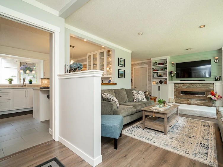 1674 Connaught Drive, Port Coquitlam, BC, V3C 4G8 - 6