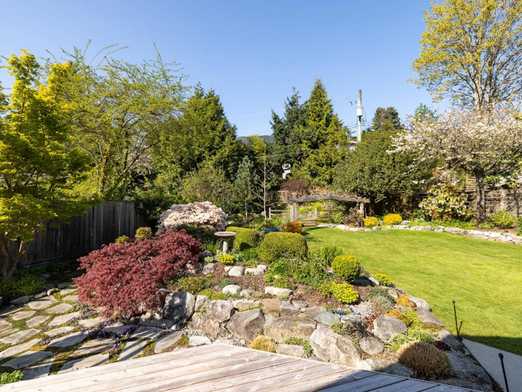 986 Tudor Avenue, North Vancouver, BC, V7R 1X7 - 21