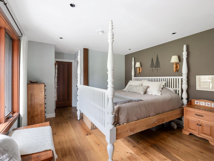 986 Tudor Avenue, North Vancouver, BC, V7R 1X7 - 28