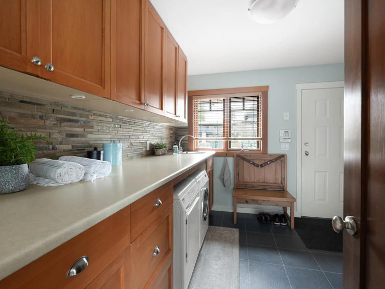 986 Tudor Avenue, North Vancouver, BC, V7R 1X7 - 23