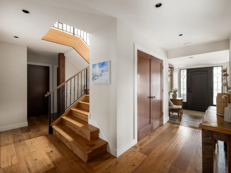 986 Tudor Avenue, North Vancouver, BC, V7R 1X7 - 25