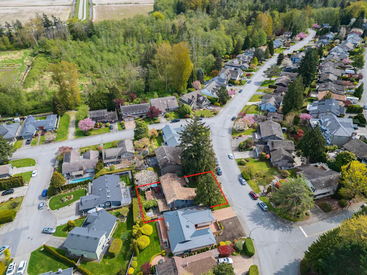 5627 Timbervalley Road, Delta, BC, V4L 2E7 - 35