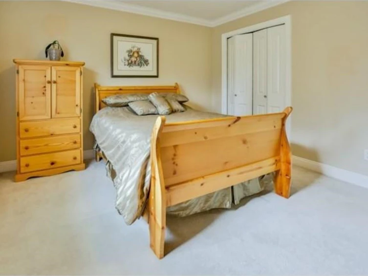 17440 103b Avenue, Surrey, BC, V4N 5R4 - 17