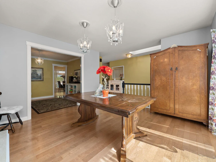 31312 Fibish Place, Abbotsford, BC, V2T 5H2 - 5