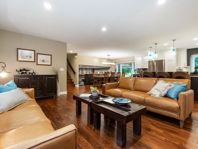 46046 Lake Drive, Chilliwack, BC, V2R 2P9 - 11