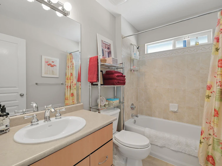 19081 69th Avenue, Surrey, BC, V4N 0A4 - 15