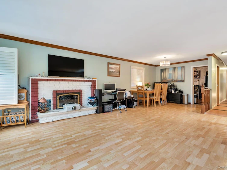 1206 E 11th Avenue, Vancouver, BC, V5T 2G3 - 6