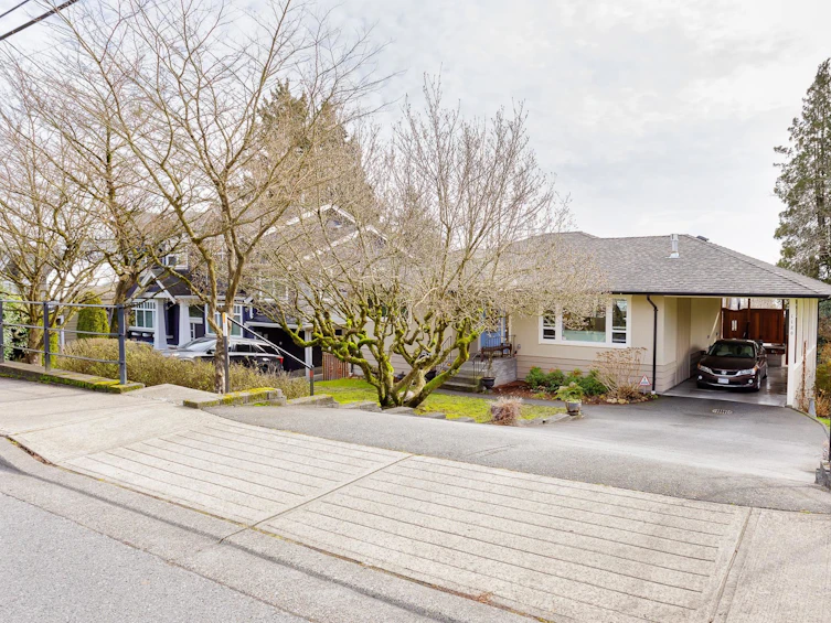 1120 Rochester Avenue, Coquitlam, BC, V3K 2X4