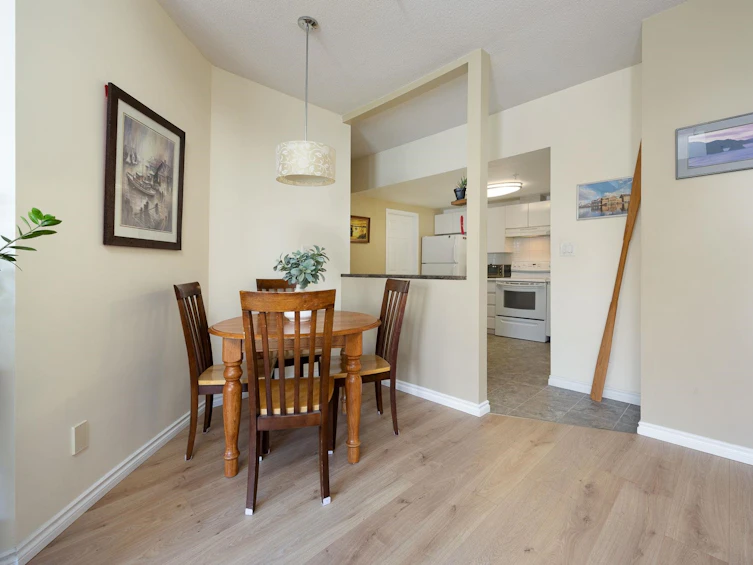 1122 O'flaherty Gate, Port Coquitlam, BC, V3C 6H2 - 6
