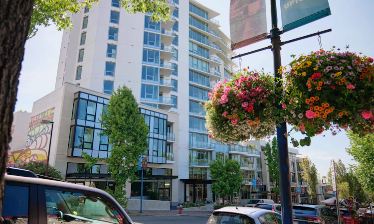 208-1342 Johnston Road