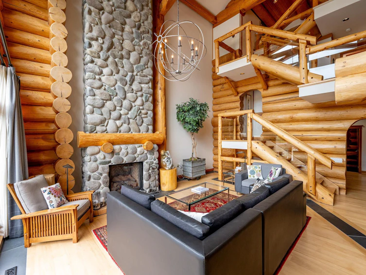 3806 Sunridge Place, Whistler, BC, V8E 0W1 - 3