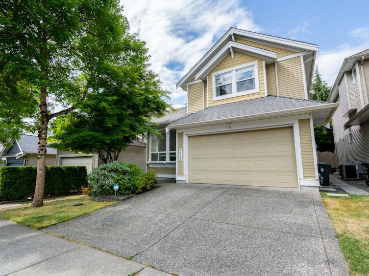 6985 196a Street, Langley, BC, V2Y 3A7 - 2