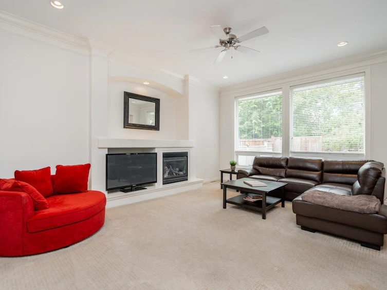6985 196a Street, Langley, BC, V2Y 3A7 - 6
