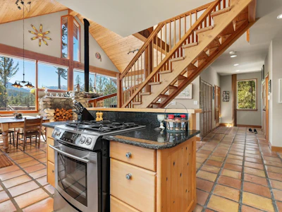 9551 Emerald Drive - 5