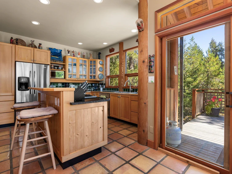 9551 Emerald Drive, Whistler, BC, V8E 0G5 - 7