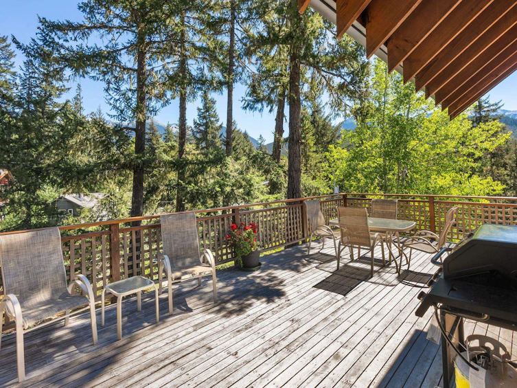 9551 Emerald Drive, Whistler, BC, V8E 0G5 - 10