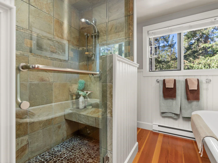 9551 Emerald Drive, Whistler, BC, V8E 0G5 - 17