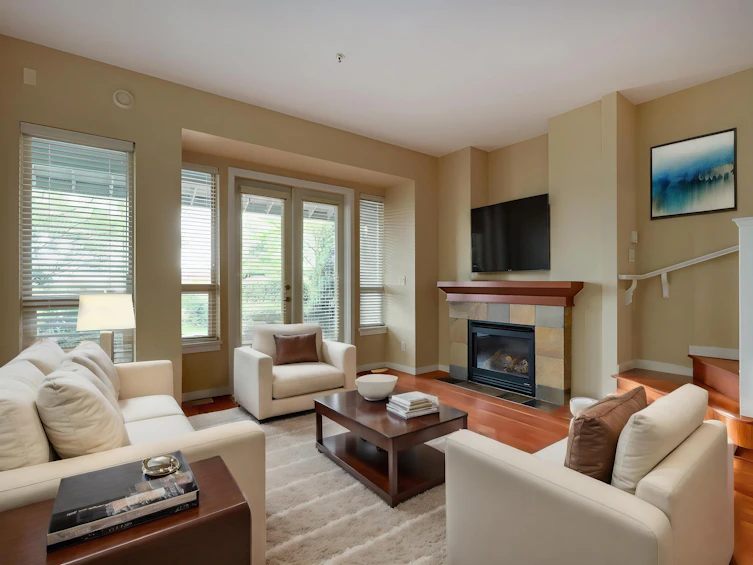125-250 Salter Street, New Westminster, BC, V3M 0B7 - 4