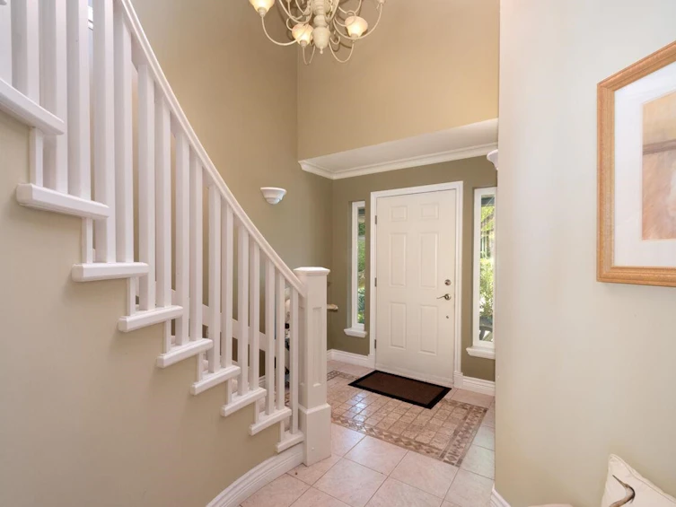17 Beach Drive, West Vancouver, BC, V8B 1A2 - 2