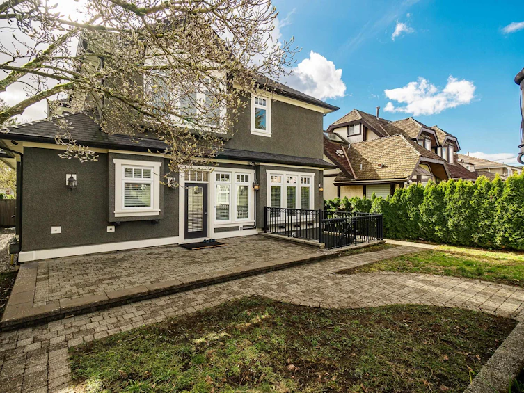 1657 W 58th Avenue, Vancouver, BC, V6P 1W8 - 38