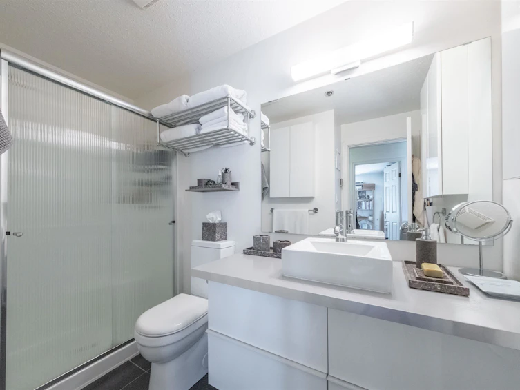 3645 W 17th Avenue, Vancouver, BC, V6S 1A3 - 22