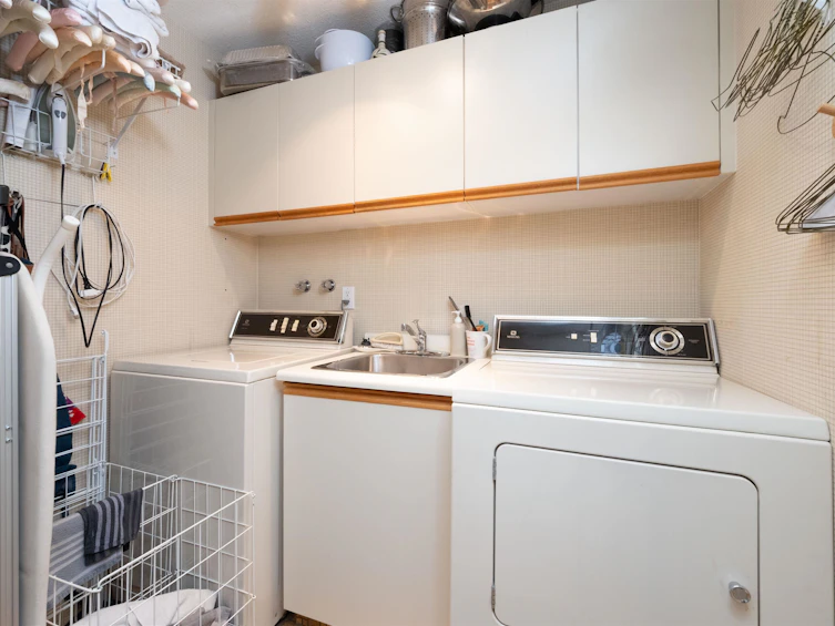 3645 W 17th Avenue, Vancouver, BC, V6S 1A3 - 24