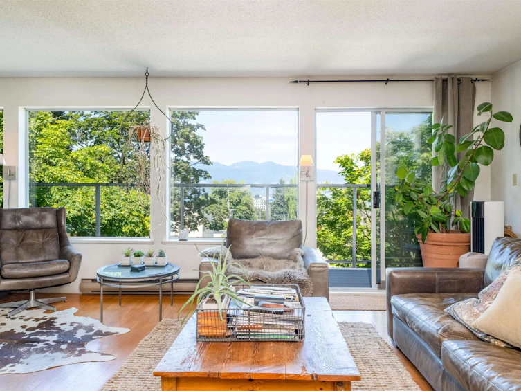 3645 W 17th Avenue, Vancouver, BC, V6S 1A3 - 3