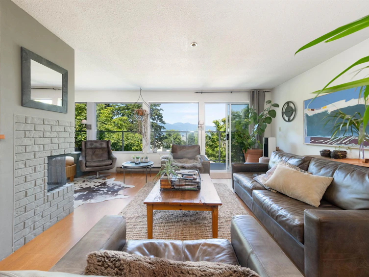 3645 W 17th Avenue, Vancouver, BC, V6S 1A3 - 4