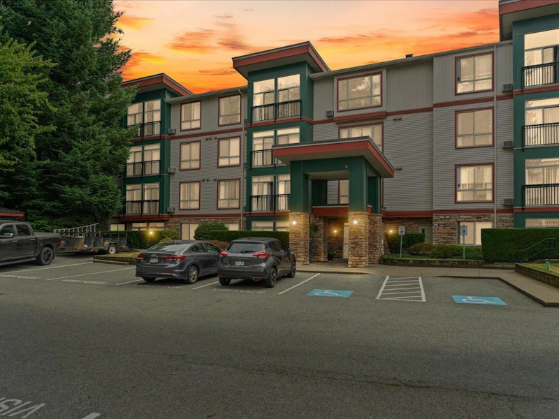 303 - 33485 South Fraser Way, Abbotsford BC V2S 8P9