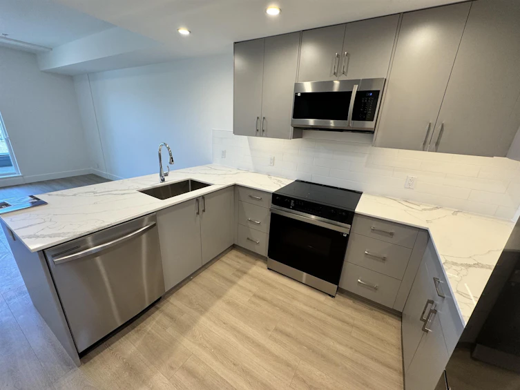 403-258 Helmken Road, View Royal, BC, V9B 1S8 - 2