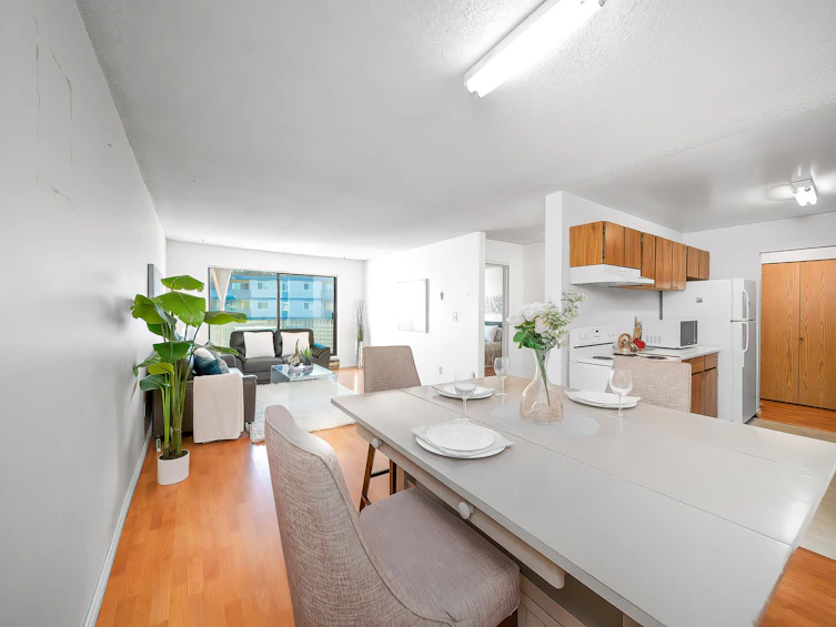 211-8700 Ackroyd Road, Richmond, BC, V6X 3G2 - 5