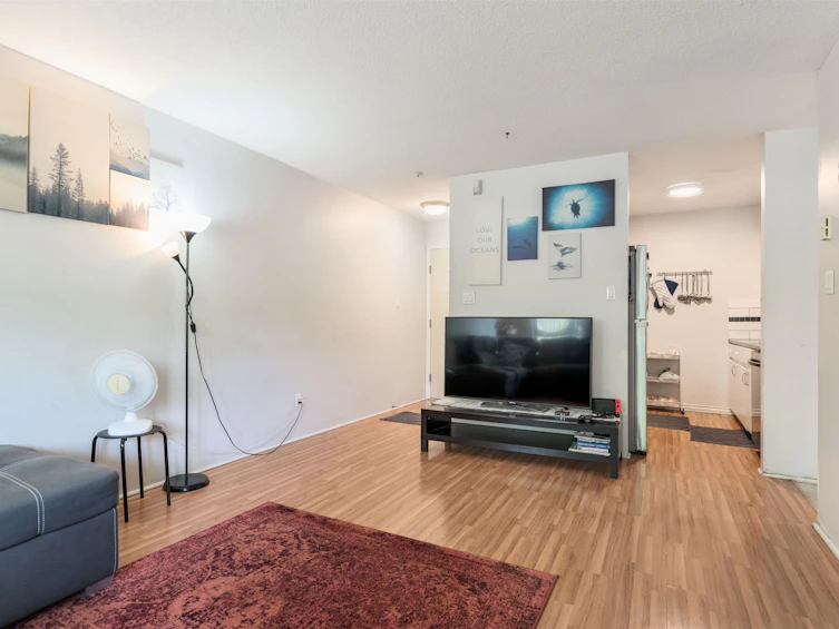 102-3480 Yardley Avenue, Vancouver, BC, V5R 6B3 - 4