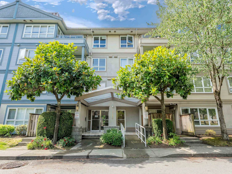 102-3480 Yardley Avenue, Vancouver, BC, V5R 6B3 - 2