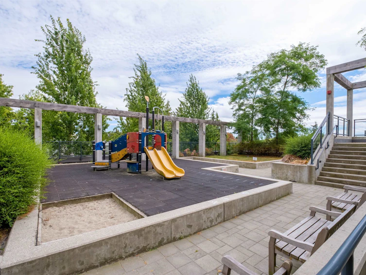 601-6180 Cooney Road, Richmond, BC, V6Y 0H2 - 5