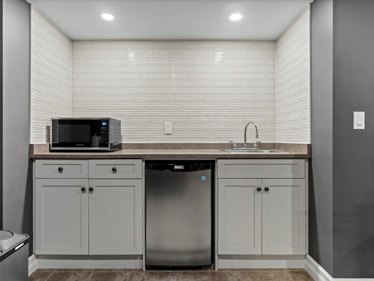 6000 Matsqui Street, Chilliwack, BC, V2R 0G7 - 30