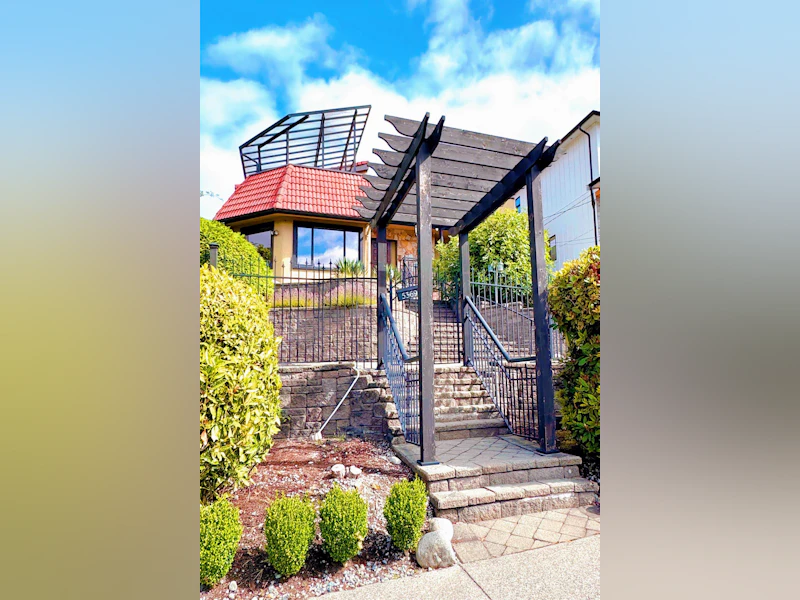 5369 Patrick Street, Burnaby BC V5J 3B2