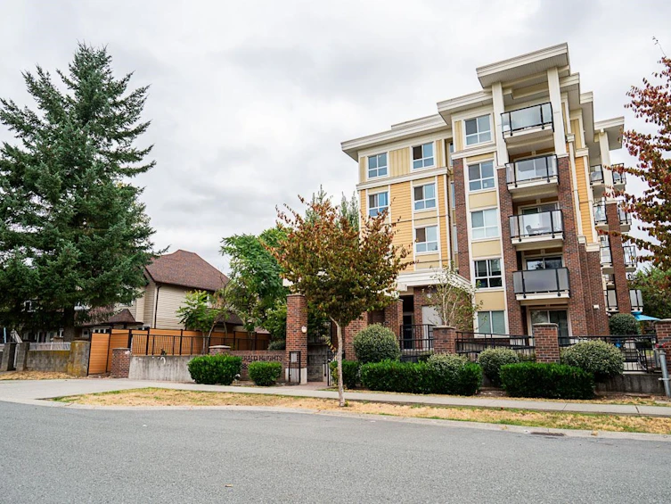 311-13883 Laurel Drive, Surrey, BC, V3T 1A8 - 23