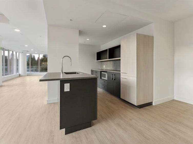 214-9675 King George Boulevard, Surrey, BC, V3T 2V3 - 8