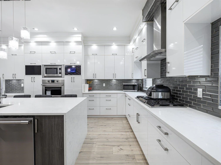 10805 141 Avenue, Surrey, BC, V3R 3J5 - 13