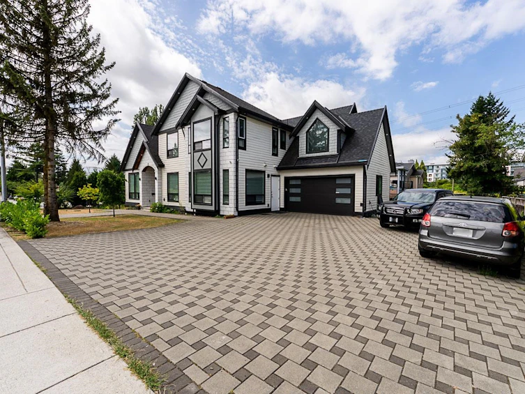 10805 141 Avenue, Surrey, BC, V3R 3J5 - 38