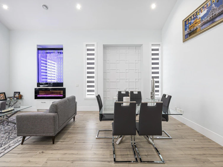 10805 141 Avenue, Surrey, BC, V3R 3J5 - 5