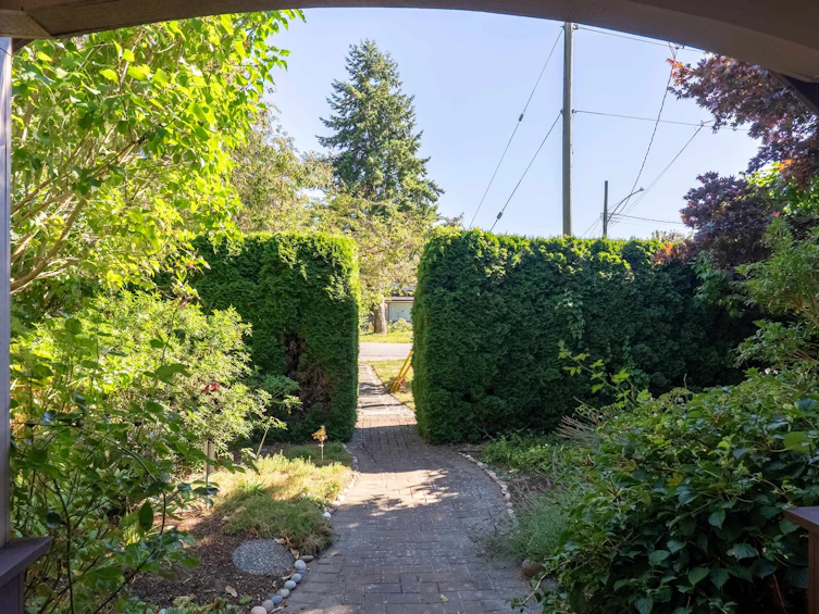 3933 Garry Street, Richmond, BC, V7E 2T7 - 24