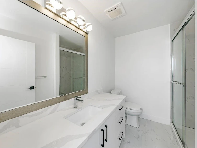 14927 Kew Drive Drive, Surrey, BC, V3R 4Y1 - 15