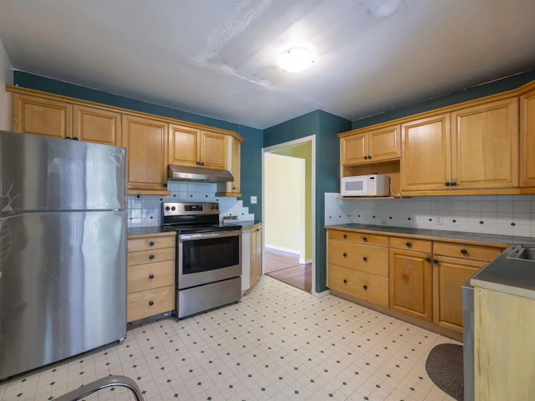 15523 105a Avenue, Surrey, BC, V3R 1S7 - 13