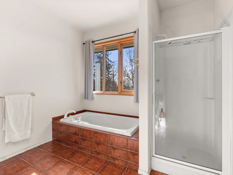 1911 Grandview Road, Gibsons, BC, V0N 1V5 - 28
