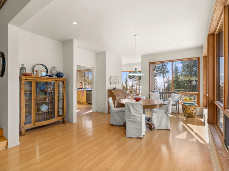 1911 Grandview Road, Gibsons, BC, V0N 1V5 - 7