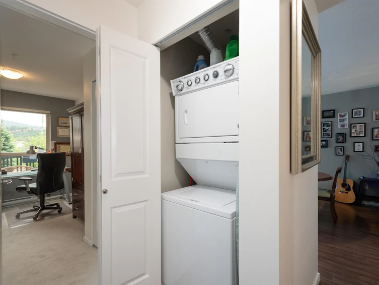 211-3178 Dayanee Springs Boulevard, Coquitlam, BC, V3E 0B9 - 17